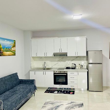 Albis Apartment 2 Tirana Bagian luar foto