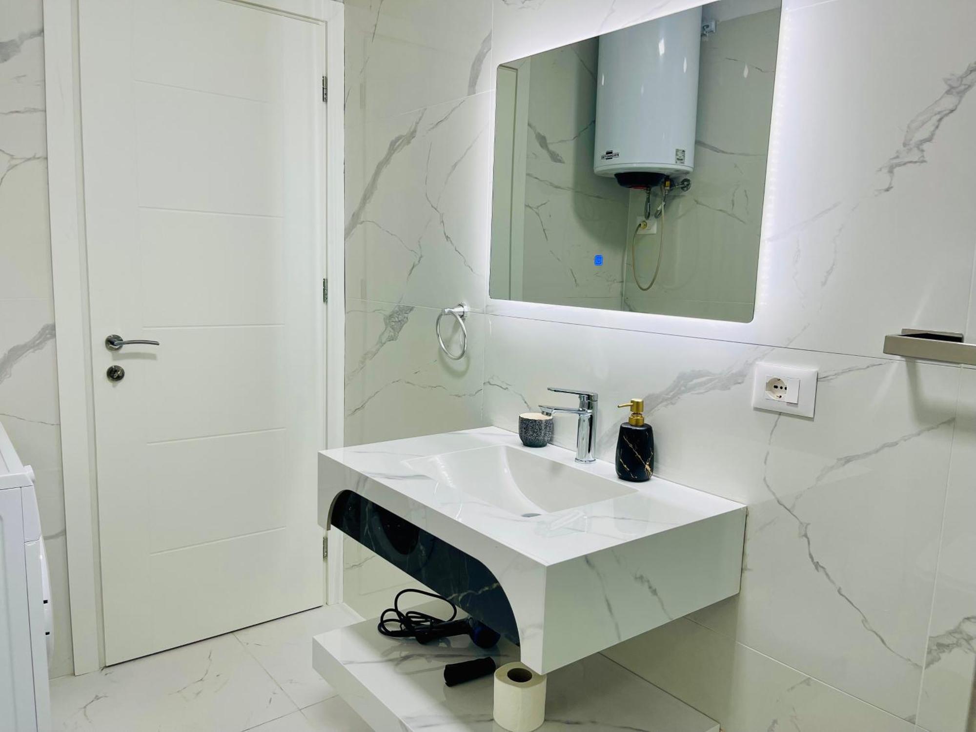 Albis Apartment 2 Tirana Bagian luar foto